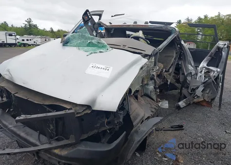 2000 Ford F-250 Lariat/Xl/Xlt from USA, damaged, VIN 1FTNX21F1YEB12689